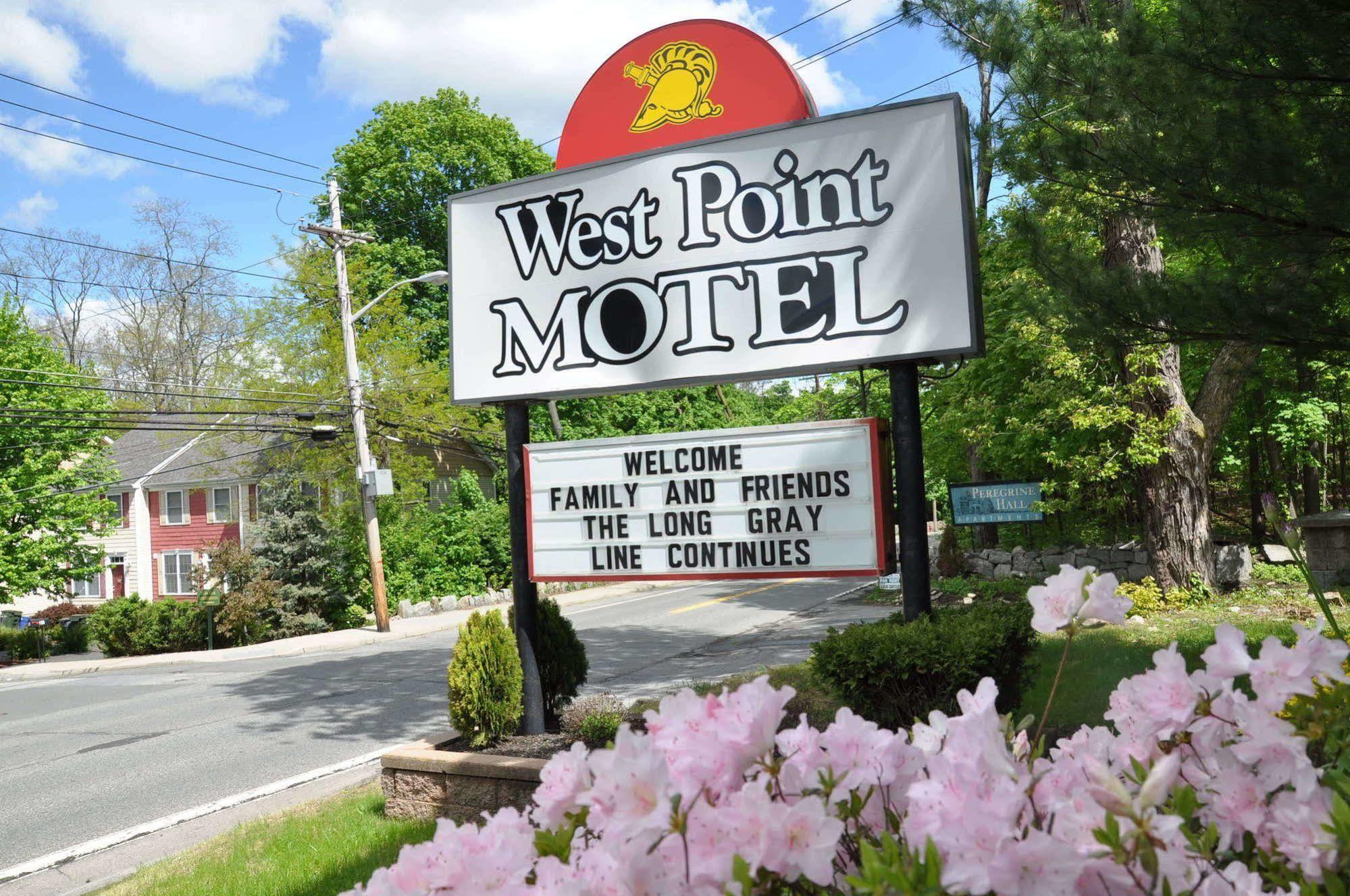 West Point Motel Highland Falls Buitenkant foto